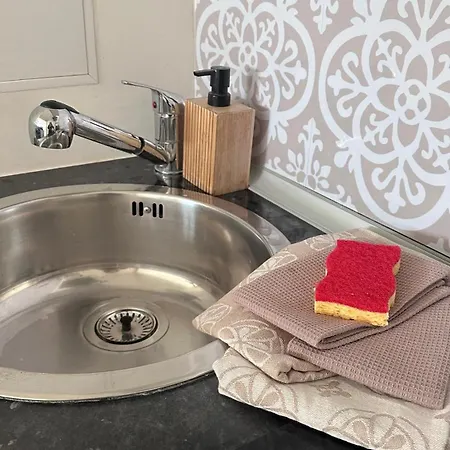 At Number 4 - Proche Roissy, Et Gare Pour Paris Apartment