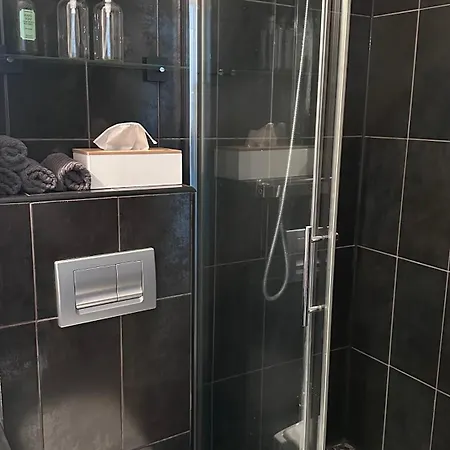 Apartment At Number 4 - Proche Roissy, Et Gare Pour Paris